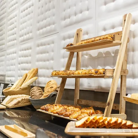 Hotel Azz Valencia Congress Hotel&spa